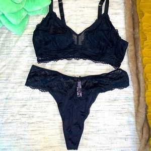 SAVAGE x FENTY bra pantie set
